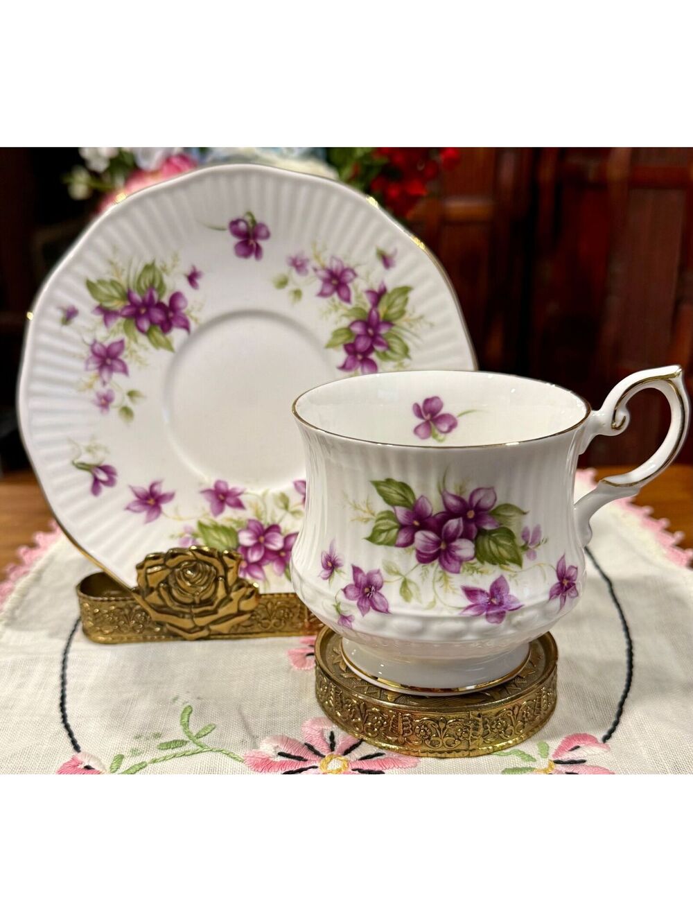 Queens Rosina Violets China Teacup Saucer Set England Purple Swirl c. 1952-62